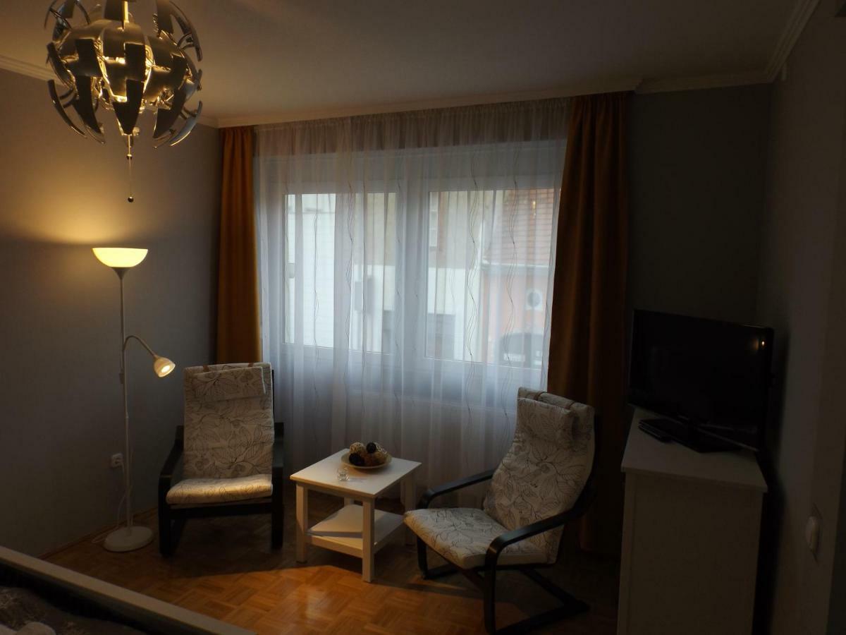 Vitalis Apartman Eger Exterior photo